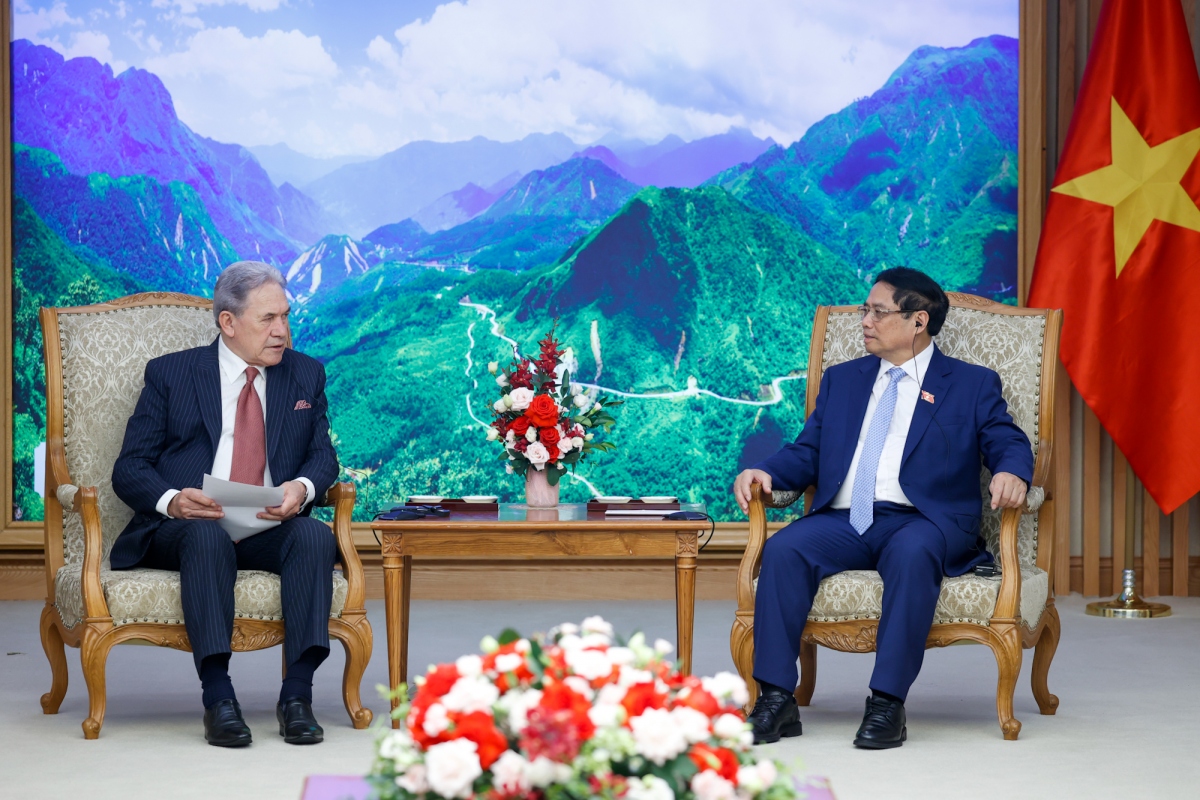 PM hosts New Zealand Foreign Minister in Hanoi